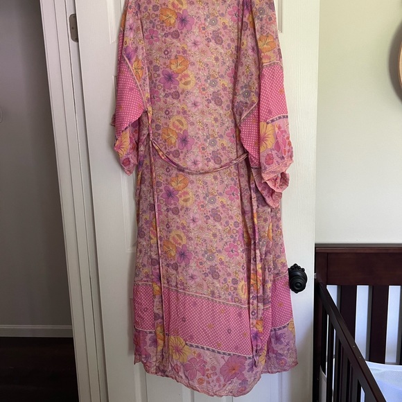 Spell hibiscus kimono - Picture 4 of 9